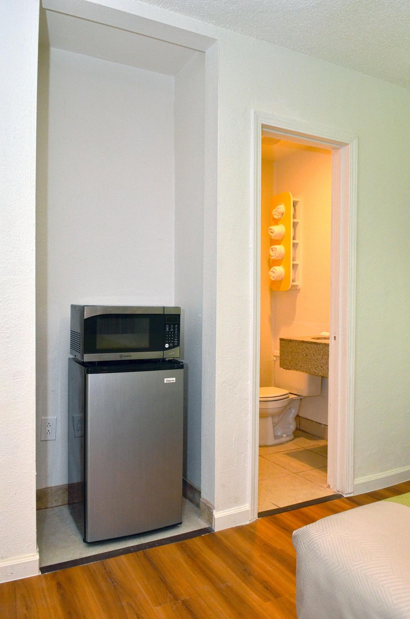 Motel 6-Modesto, Ca - Downtown Eksteriør billede